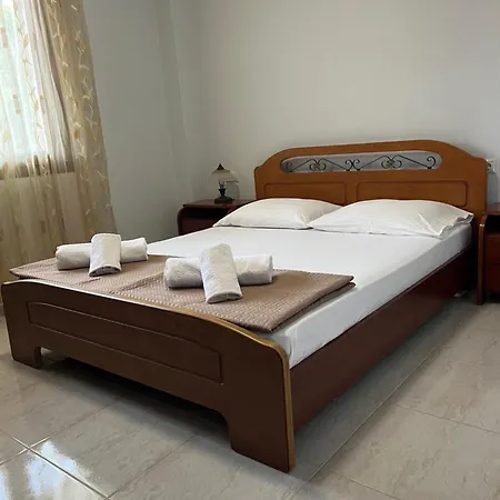 Guesthouse Dimitra شقة