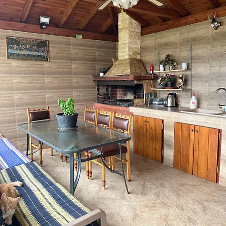 Guesthouse Dimitra باراليا ديونيسيو