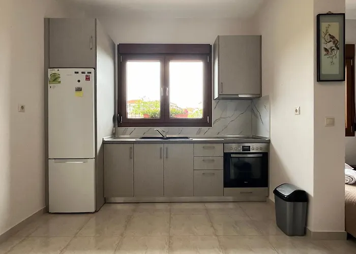 Dimitra Paralia Dionysiou